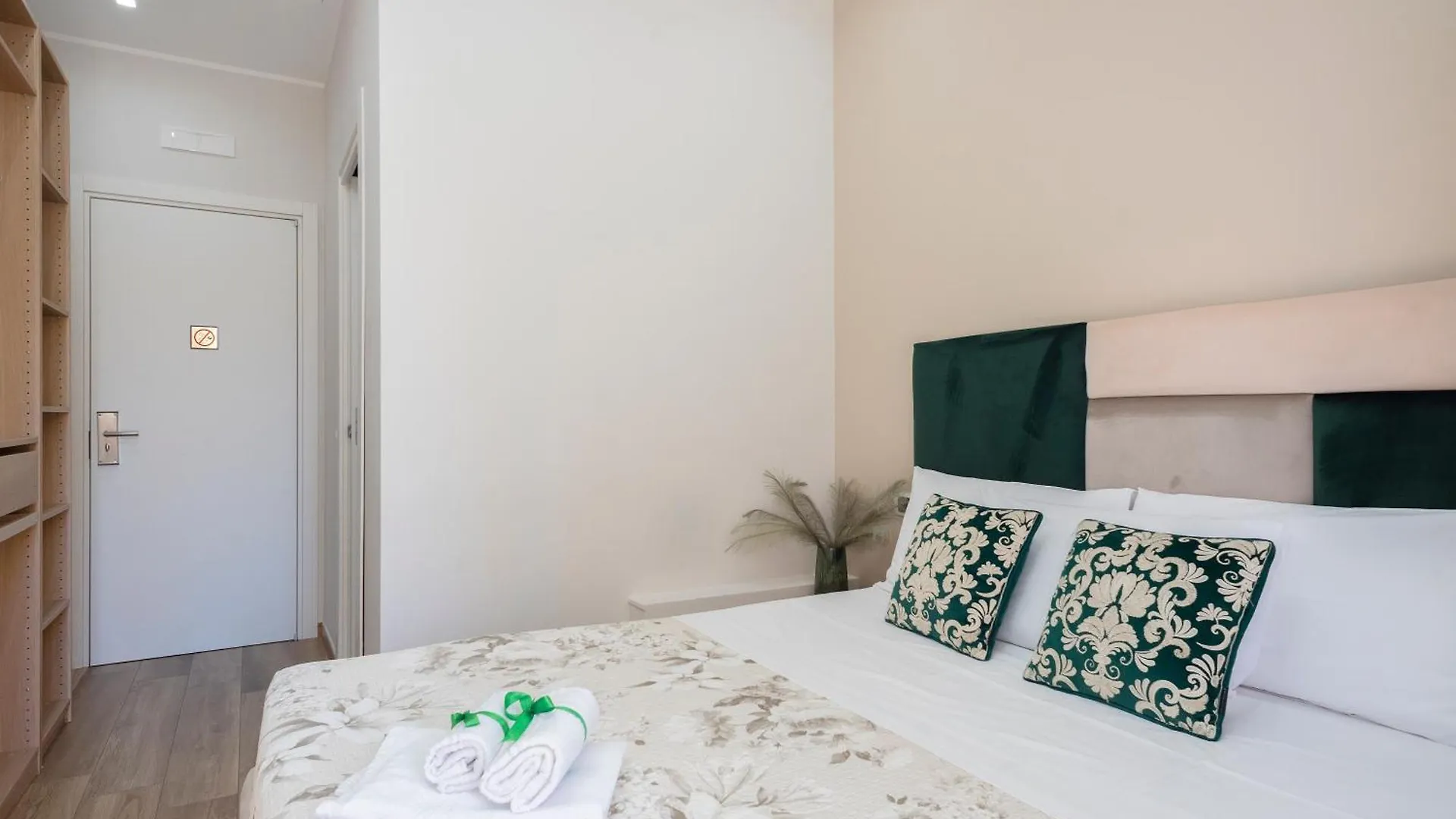 Margab B&B Naples 0*,  Italy