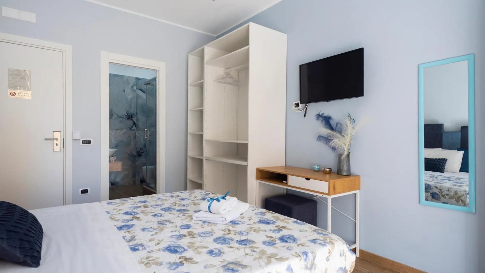 Margab B&B Naples 0*,  Italy